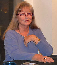 Влади, Марина