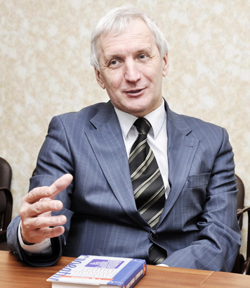 Сухих, Игорь Николаевич