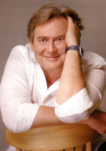 Стоянов, Юрий Николаевич